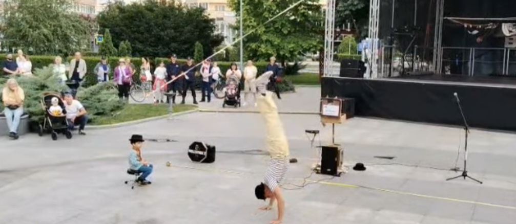 Festivalul Babel 2026 animă străzile Târgoviștei!