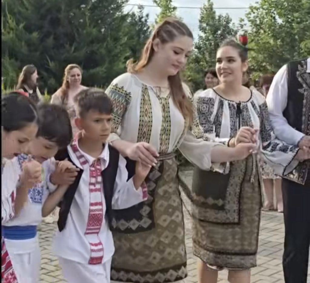 La Titu, ia românească a fost sărbătorită
