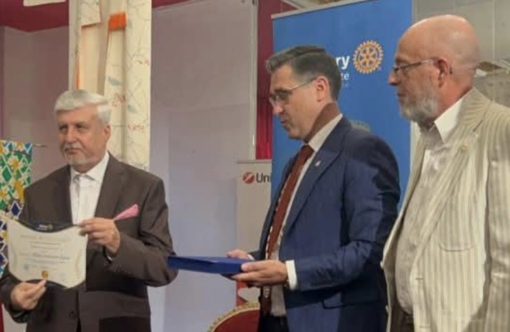  Mihai Constantin Ranin, membru de onoare al Rotary Club Târgoviște