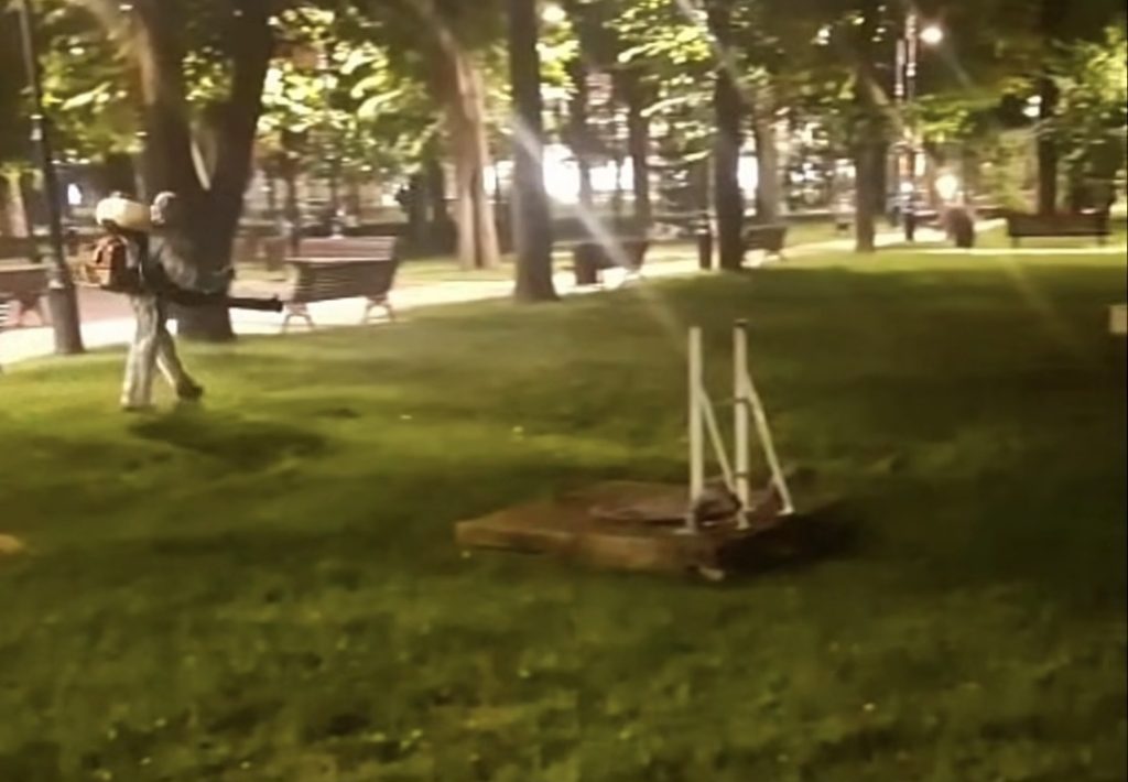 A început dezinsecția în Târgoviște! Autoritățile ies la luptă împotriva țânțarilor și căpușelor dezinsecția în Târgoviște