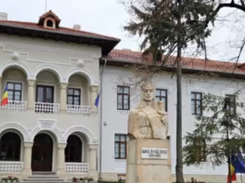 Arta internațională prinde viață la Târgoviște! Vernisaj pe 9 iulie, la Muzeul Tradițiilor Dâmbovițene Arta internațională prinde viață la Târgoviște! Vernisaj pe 9 iulie, la Muzeul Tradițiilor Dâmbovițene
