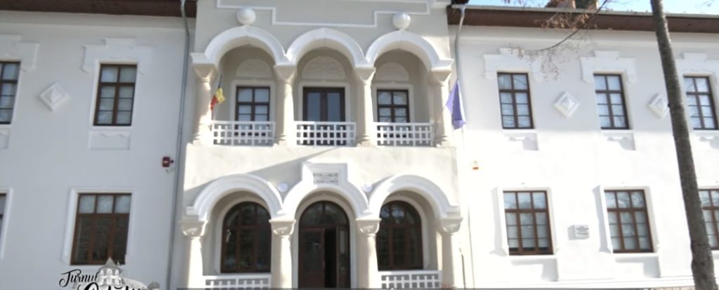 Astăzi începe Tabăra Internațională de Pictură „Între Istorie și Artă”. Vernisajul va avea loc pe 9 iulie, la Muzeul Tradițiilor Dâmbovițene