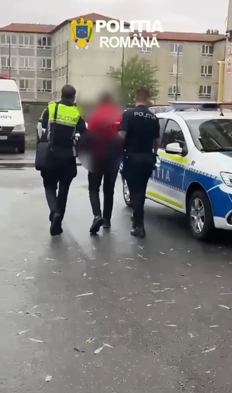 Bărbat reținut după ce ar fi lăsat fără supraveghere video o parte din municipiul Târgoviște. 21 de camere nu au funcționat timp de două zile Bărbat reținut