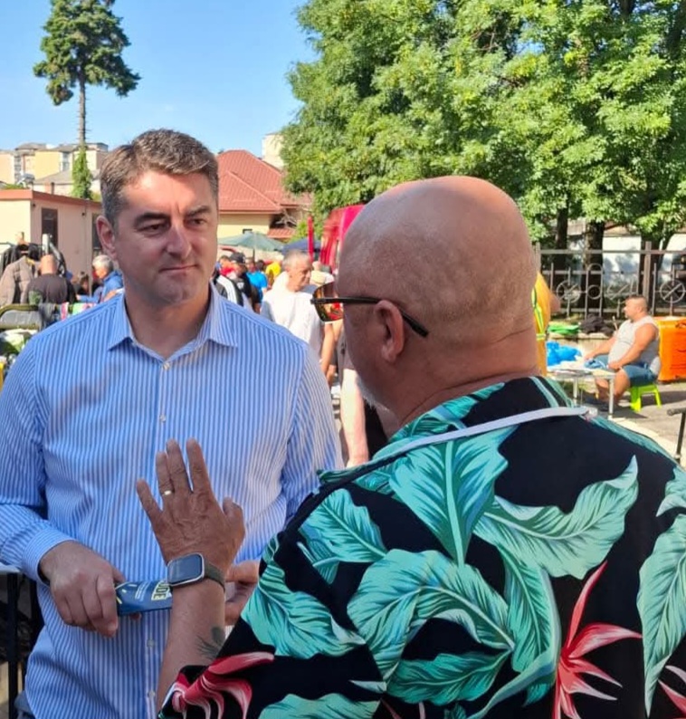 Senatorul AUR Dâmbovița, Ciprian Constantin Iacob, cere suspendarea lui Nicușor Dan și organizarea de alegeri anticipate Senatorul AUR Dâmbovița, Ciprian Constantin Iacob, cere suspendarea lui Nicușor Dan și organizarea de alegeri anticipate