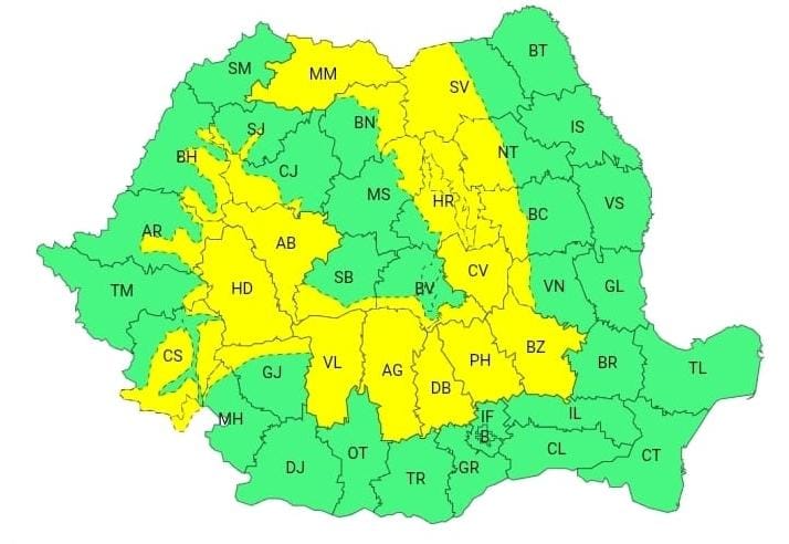 Cod galben de furtuni în Dâmbovița! Averse torențiale, vijelii și grindină, astăzi până la ora 23:00 Cod galben de furtuni
