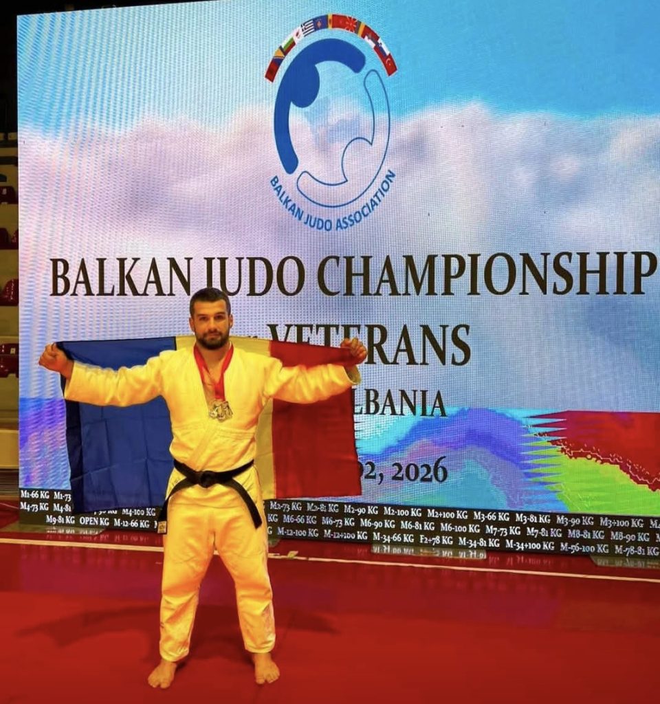 Aur balcanic pentru CSM Târgoviște! Gogu Dragoș, dublu campion la Tirana 