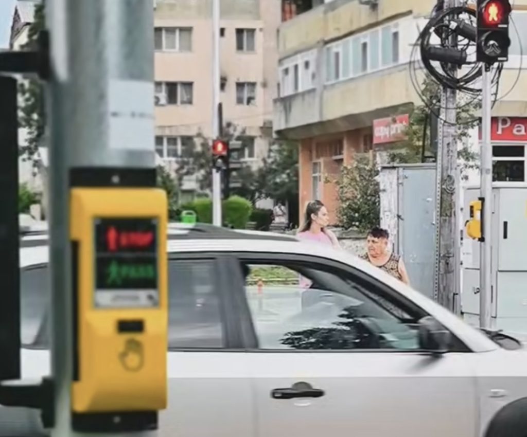 Semafoarele noi din Târgoviște, testul traficului înainte de începerea școlii