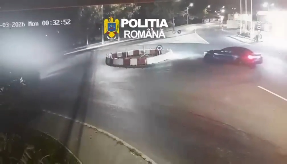 ȘOCANT! Tânăr de 22 de ani, prins făcând drift în sensul giratoriu din Târgoviște, deși avea permisul suspendat